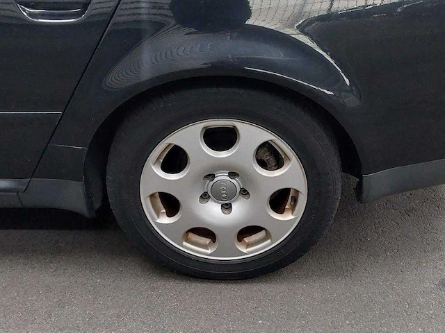 Audi a6 avant 2.4 5v advance , 30-dn-ts - afbeelding 9 van  19