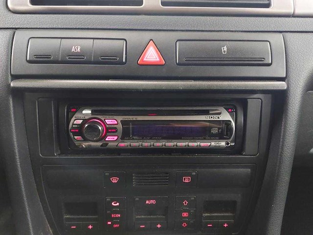 Audi a6 avant 2.4 5v advance , 30-dn-ts - afbeelding 4 van  19