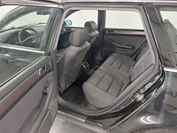 Audi a6 avant 2.4 5v advance , 30-dn-ts - afbeelding 16 van  19