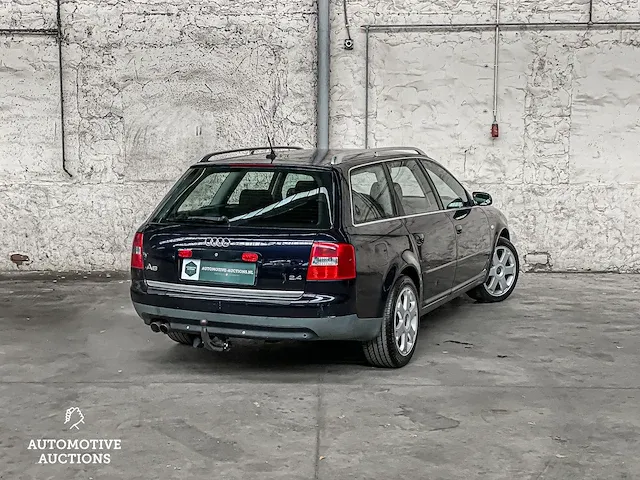 Audi a6 avant 2.4 exclusive mt 170pk 2002 -orig. nl-, 04-jn-tn -youngtimer- - afbeelding 17 van  50