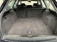 Audi a6 avant 2.4 exclusive mt 170pk 2002 -orig. nl-, 04-jn-tn -youngtimer- - afbeelding 36 van  50