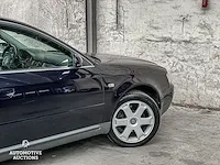 Audi a6 avant 2.4 exclusive mt 170pk 2002 -orig. nl-, 04-jn-tn -youngtimer- - afbeelding 47 van  50