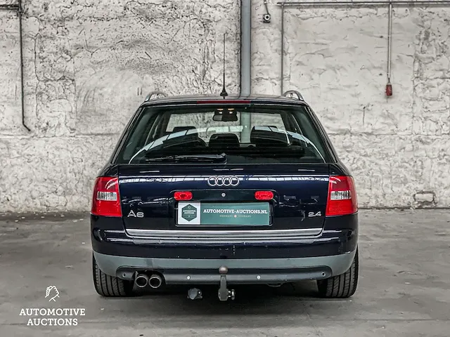 Audi a6 avant 2.4 exclusive mt 170pk 2002 -orig. nl-, 04-jn-tn -youngtimer- - afbeelding 48 van  50