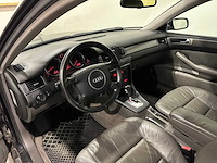 Audi a6 avant 2.4 exclusive mt pg-604-k - afbeelding 26 van  26