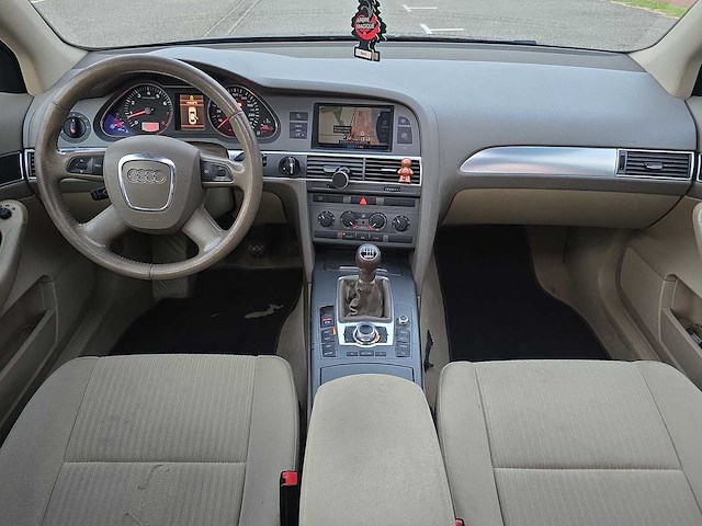 Audi a6 avant 2.4 pro line 2005 | 18-sb-js i - afbeelding 27 van  41