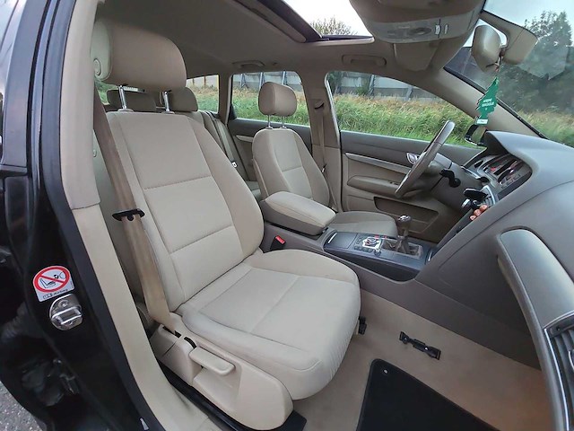 Audi a6 avant 2.4 pro line 2005 | 18-sb-js i - afbeelding 28 van  41