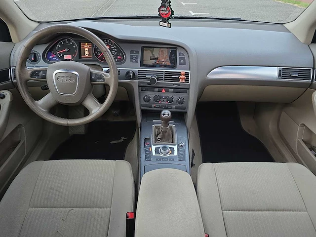 Audi a6 avant 2.4 pro line 2005 | 18-sb-js - afbeelding 20 van  41