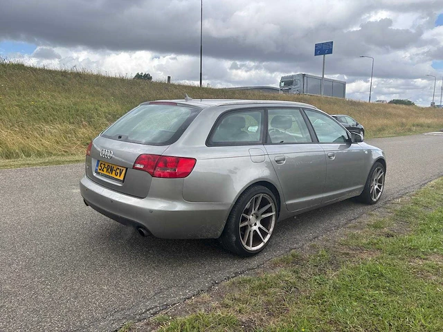 Audi a6 avant 2.4 pro line 2005 | 52-rn-gv i - afbeelding 3 van  12