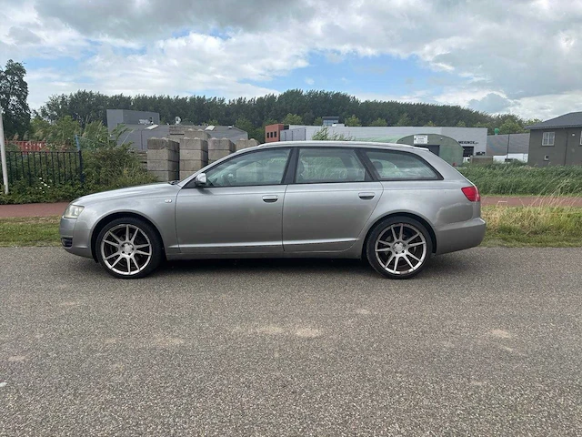 Audi a6 avant 2.4 pro line 2005 | 52-rn-gv i - afbeelding 6 van  12