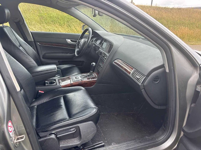Audi a6 avant 2.4 pro line 2005 | 52-rn-gv i - afbeelding 11 van  12