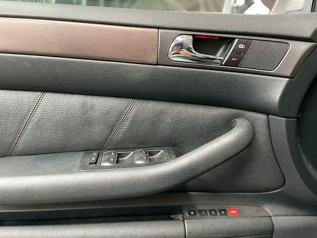Audi a6 avant 2.7 v6 quattro advance 230pk 2000, 94-nn-gb -yountimer- - afbeelding 24 van  41