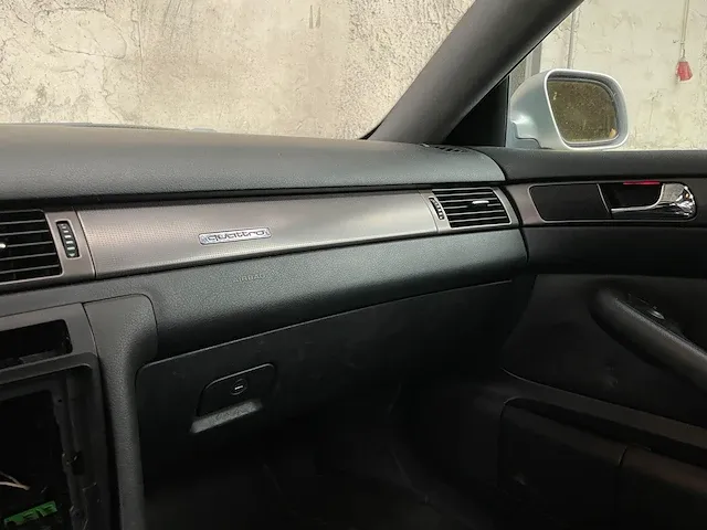 Audi a6 avant 2.7 v6 quattro advance 230pk 2000, 94-nn-gb -yountimer- - afbeelding 28 van  41
