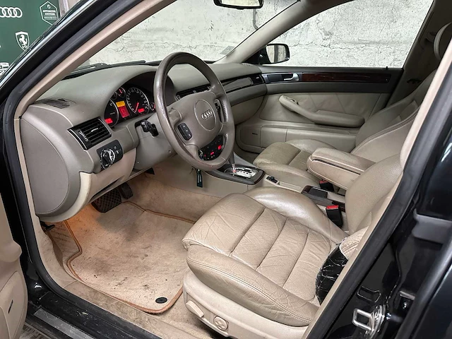 Audi a6 avant 3.0 pro line mt 220pk 2003, 36-nf-kk - afbeelding 17 van  31