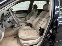 Audi a6 avant 3.0 pro line mt 220pk 2003, 36-nf-kk - afbeelding 18 van  31