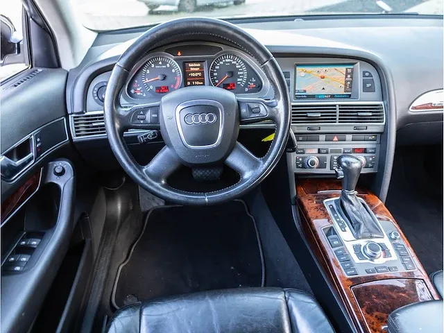 Audi a6 avant 3.2 fsi quattro 256pk automaat 2005 vol leer xenon navigatie parkeersensoren trekhaak, p-027-fr - afbeelding 7 van  25