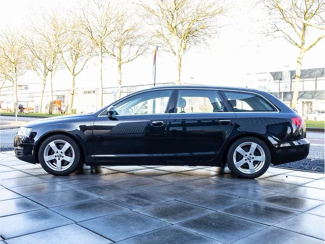 Audi a6 avant 3.2 fsi quattro 256pk automaat 2005 vol leer xenon navigatie parkeersensoren trekhaak, p-027-fr - afbeelding 12 van  25