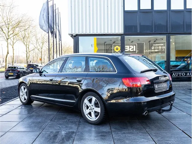 Audi a6 avant 3.2 fsi quattro 256pk automaat 2005 vol leer xenon navigatie parkeersensoren trekhaak, p-027-fr - afbeelding 19 van  25