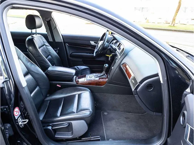 Audi a6 avant 3.2 fsi quattro 256pk automaat 2005 vol leer xenon navigatie parkeersensoren trekhaak, p-027-fr - afbeelding 15 van  25