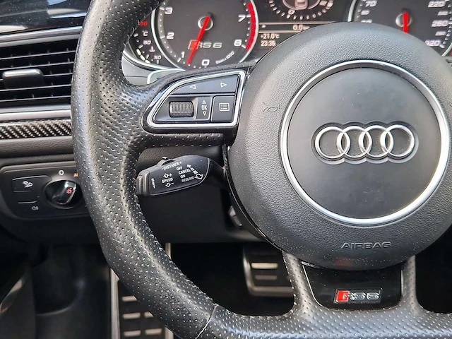 Audi a6 avant 4.0 tfsi rs6 quattro - keramisch - pano - 2014 | p-682-lk - afbeelding 11 van  36