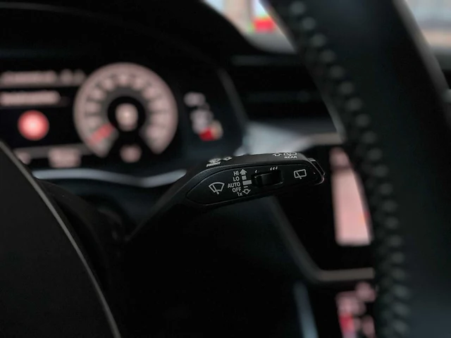 Audi a6 avant 45 tdi s-line 231pk 2019 - afbeelding 18 van  47