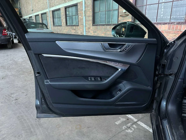 Audi a6 avant 45 tdi s-line 231pk 2019 - afbeelding 26 van  47