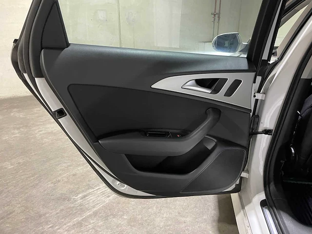 Audi a6 avant 50 3.0 tdi v6 quattro 272pk 2018, xg-540-x - afbeelding 27 van  44