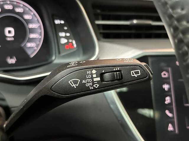 Audi a6 avant 55 3.0 tfsi v6 quattro design pro line plus 340pk 2019, n-720-kp - afbeelding 33 van  79