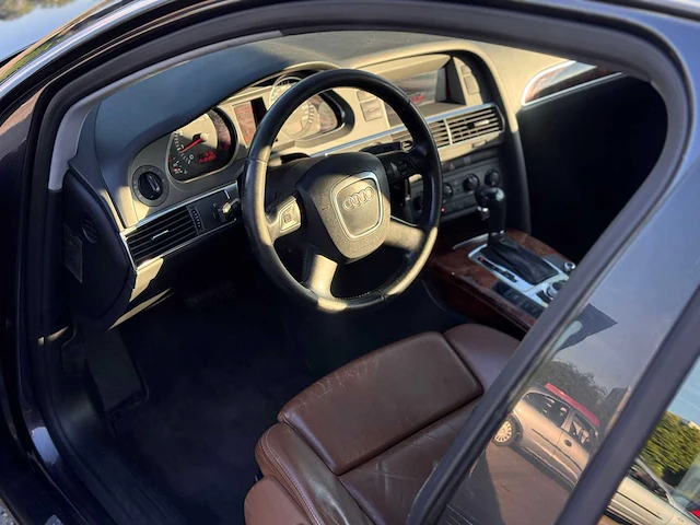 Audi a6 limousine 2.4 pro line, 51-rj-hr - afbeelding 15 van  16