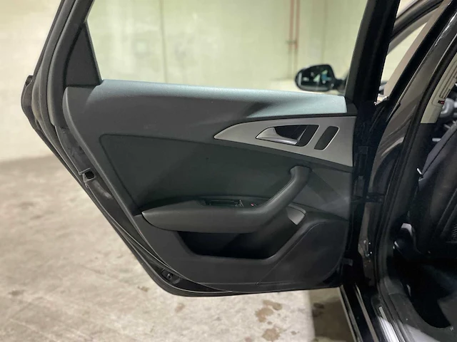 Audi a6 limousine 2.8 fsi pro line business 204pk 2013, 02-zvz-8 - afbeelding 27 van  44