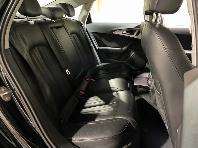 Audi a6 limousine 2.8 fsi pro line business 204pk 2013, 02-zvz-8 - afbeelding 32 van  44