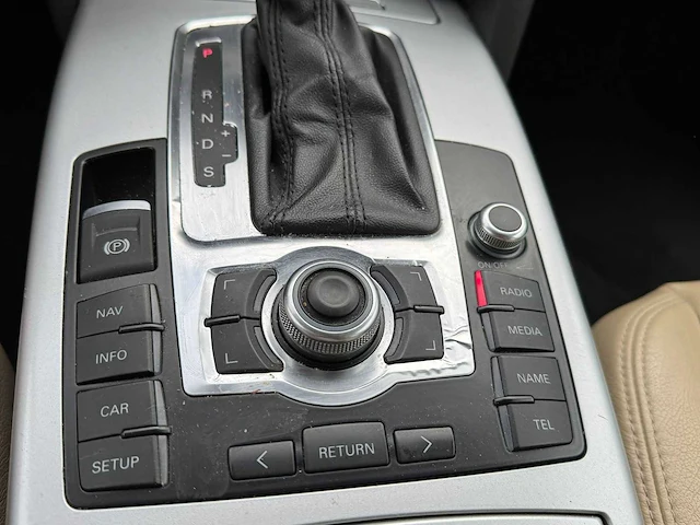 Audi a6 limousine 2.8 fsi pro line business automaat 84-hxh-3 - afbeelding 18 van  28