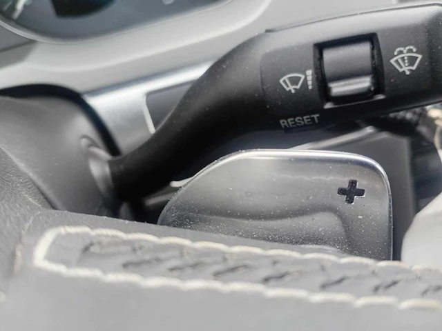 Audi a6 limousine 5.2 fsi s6 automaat, hjd-41-z - afbeelding 10 van  27