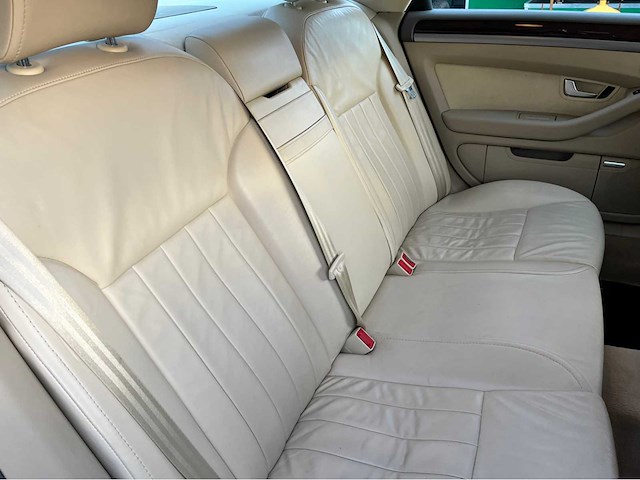 Audi a8 3.2 fsi automatic personenauto - afbeelding 31 van  63