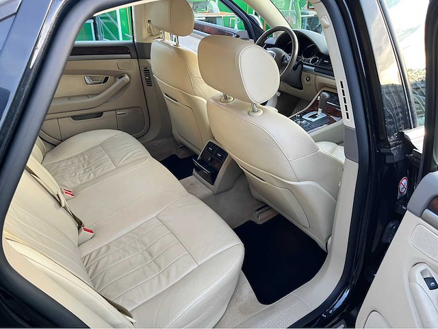 Audi a8 3.2 fsi automatic personenauto - afbeelding 35 van  63