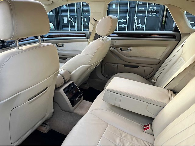 Audi a8 3.2 fsi automatic personenauto - afbeelding 32 van  63
