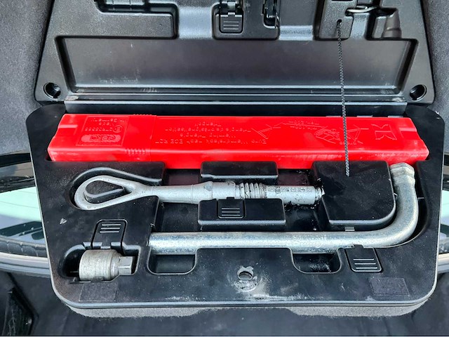 Audi a8 3.2 fsi automatic personenauto - afbeelding 50 van  63