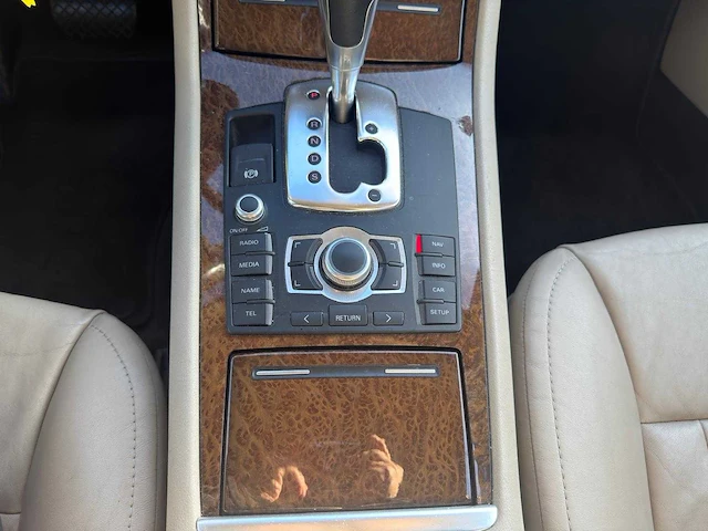 Audi a8 3.2 fsi pro line; 63-gfz-6 - afbeelding 2 van  21