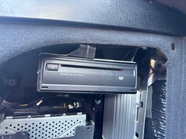 Audi a8 3.2 fsi pro line; 63-gfz-6 - afbeelding 11 van  21