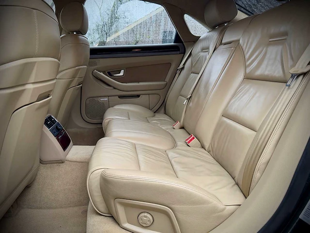 Audi a8 3.7 quattro pro line 76-rx-jj - afbeelding 3 van  20