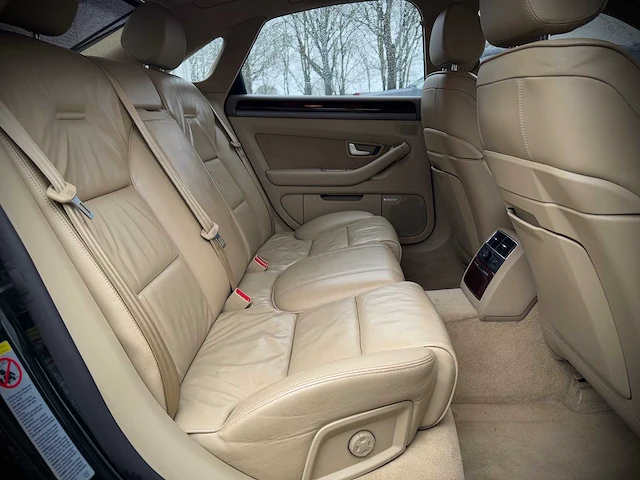 Audi a8 3.7 quattro pro line 76-rx-jj - afbeelding 4 van  20