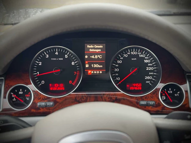 Audi a8 3.7 quattro pro line 76-rx-jj - afbeelding 13 van  20