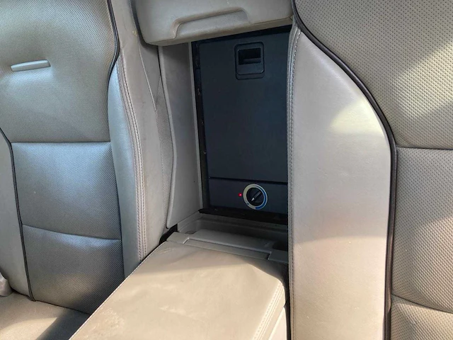 Audi a8 4.2 quattro automaat, 32-pn-vt - afbeelding 13 van  17