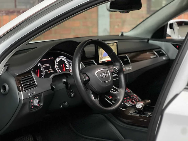 Audi a8 lang 6.3 w12 quattro 500pk 2013 - afbeelding 15 van  78