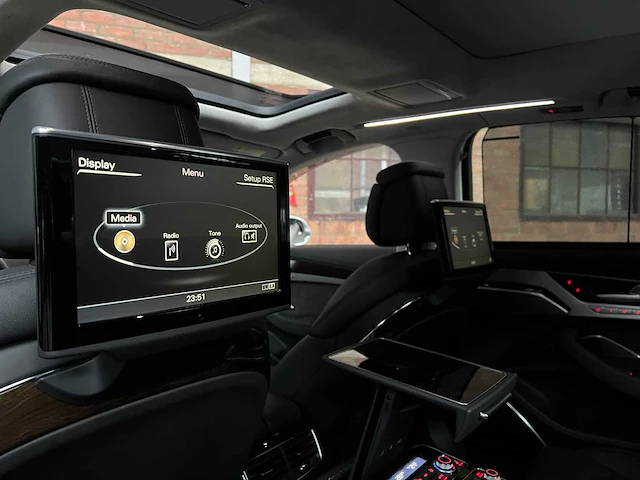 Audi a8 lang 6.3 w12 quattro 500pk 2013 - afbeelding 47 van  78