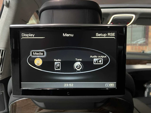 Audi a8 lang 6.3 w12 quattro 500pk 2013 - afbeelding 50 van  78