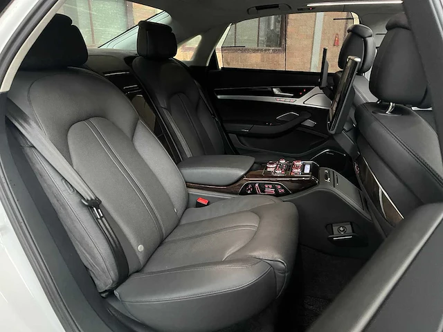 Audi a8 lang 6.3 w12 quattro 500pk 2013 - afbeelding 69 van  78