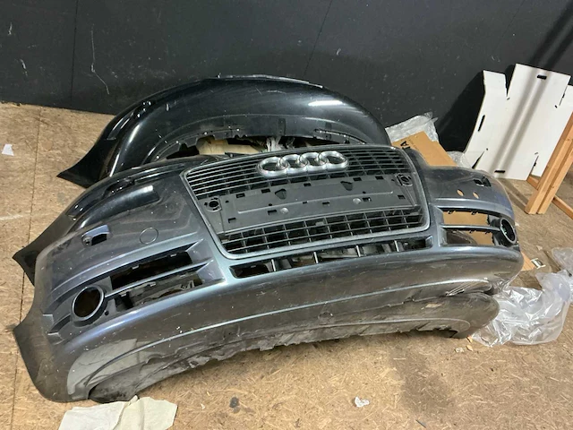 Audi bumpers (4x) - afbeelding 2 van  2