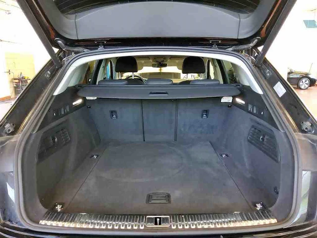 Audi e-tron 50 quattro 71 kwh 230kw automaat 2022 - afbeelding 2 van  17