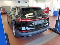 Audi e-tron 50 quattro 71 kwh 230kw automaat 2022 - afbeelding 11 van  17