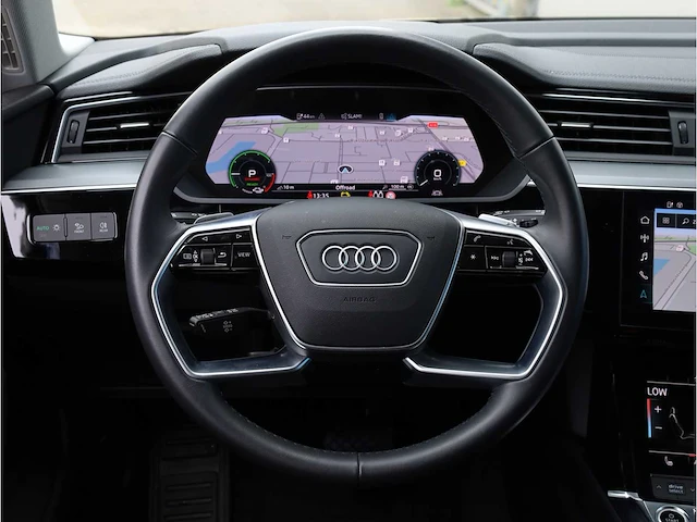 Audi e-tron 50 quattro 71 kwh 230kw automaat 2022 - afbeelding 8 van  37